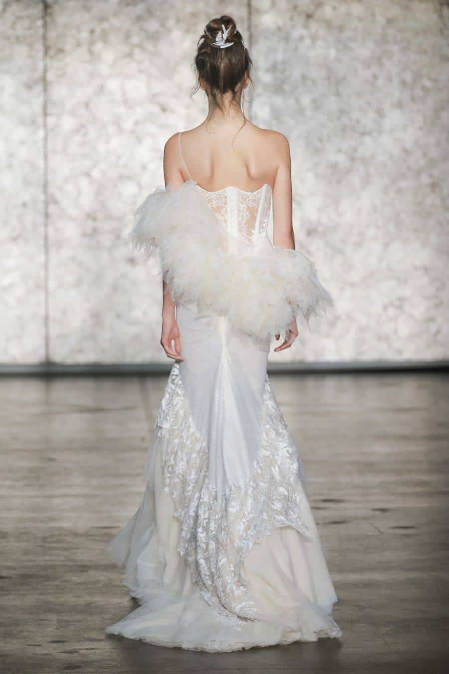 New York Bridal Fashion Week 2017 59d83c3d464fb900x - New York Bridal Fashion Week 2017