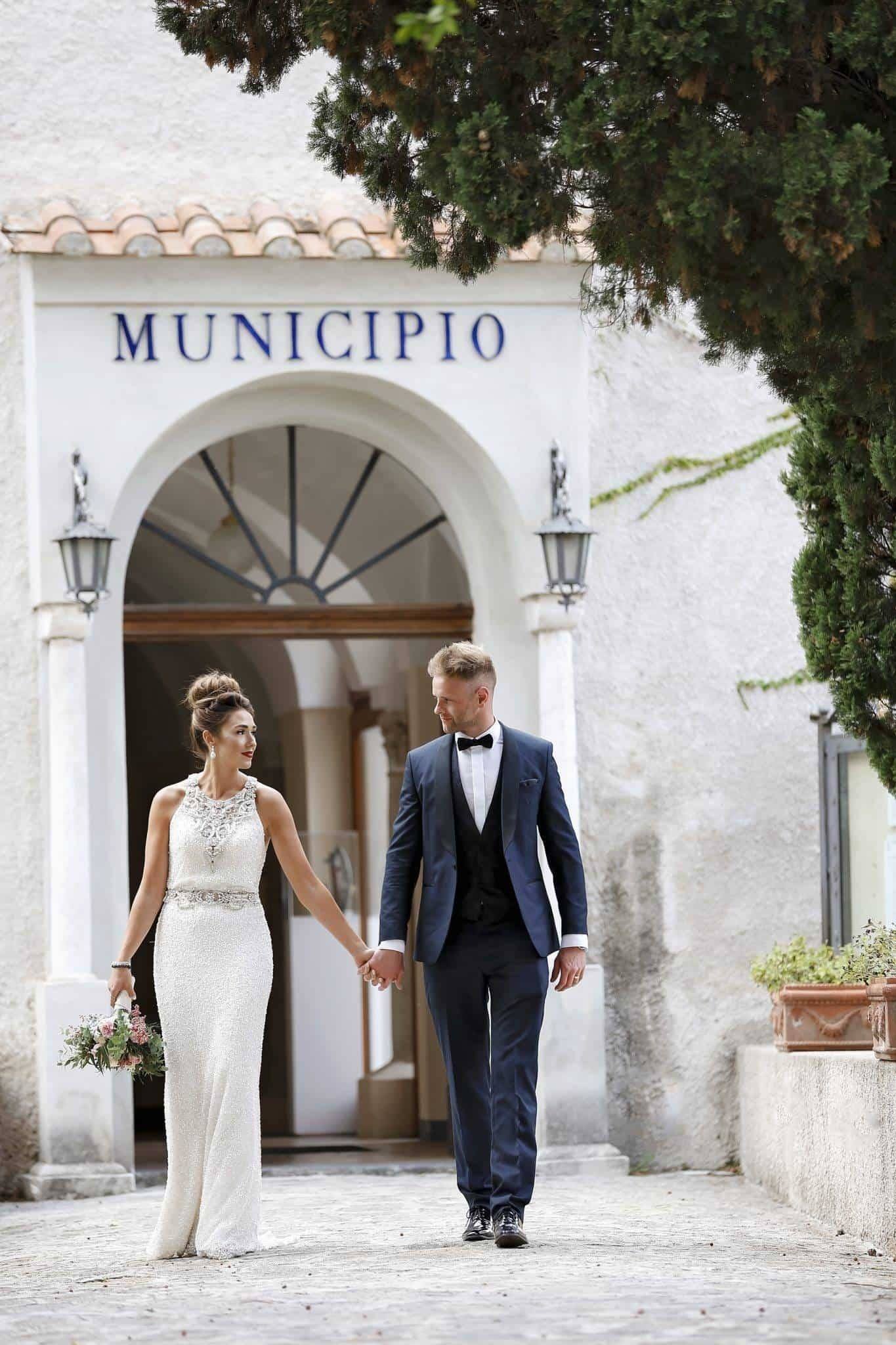 Eloping to Sorrento with Sophisticated Weddings 