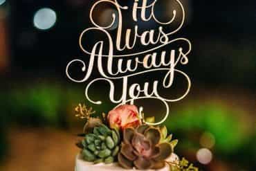 Choosing the Perfect Cake Topper