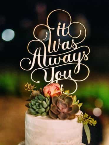 Choosing the Perfect Cake Topper