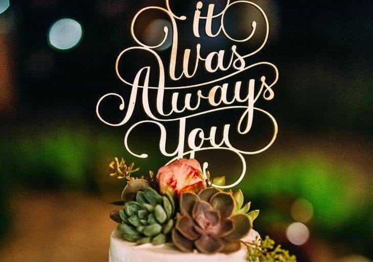 Choosing the Perfect Cake Topper