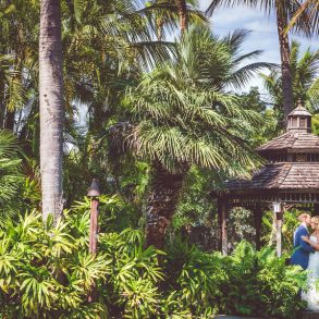 Real wedding: Caribbean vibes in Florida