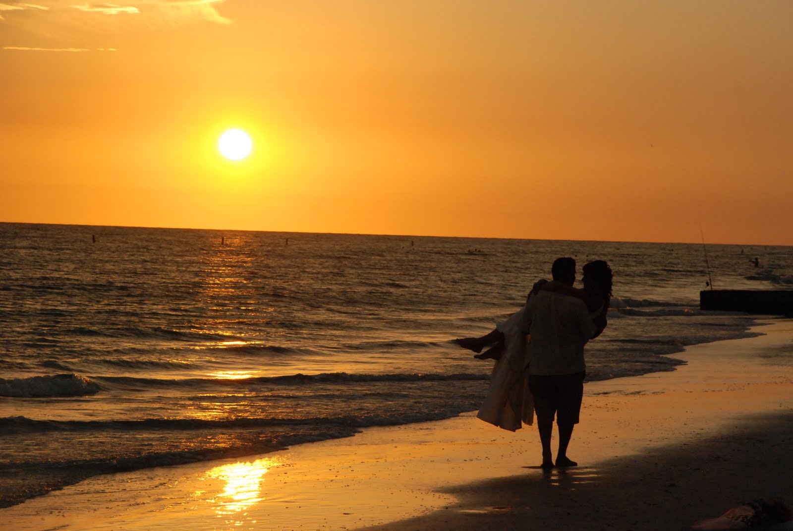 Four reasons to have a beautiful beach wedding