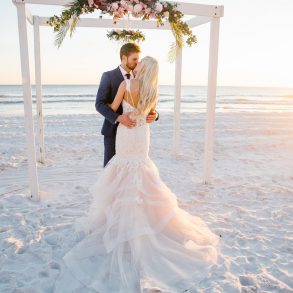 Four reasons to have a beautiful beach wedding