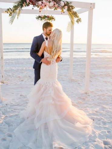 Four reasons to have a beautiful beach wedding
