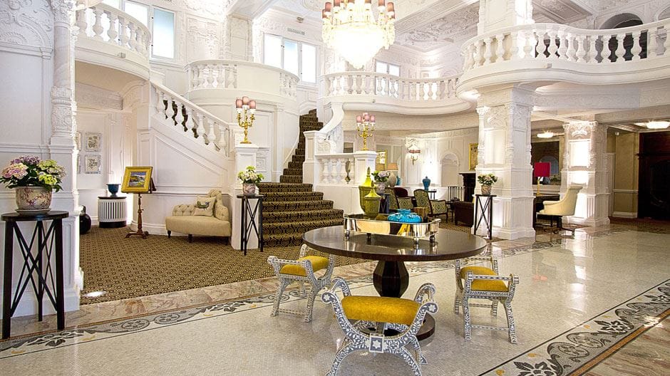 Review: St Ermin's Hotel
