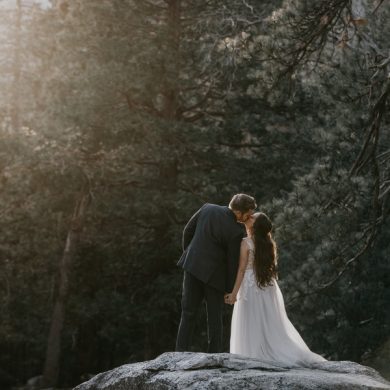 Real wedding: Cabin in the woods