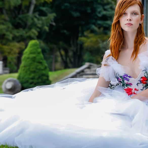 Wedding dress collection: Monique Lhuillier Fall 2019
