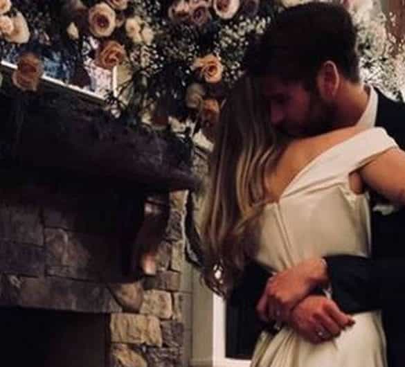 Real wedding: Miley Cyrus & Liam Hemsworth