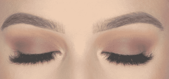 How to Safely Store Your False Eyelashes After Your Big Day