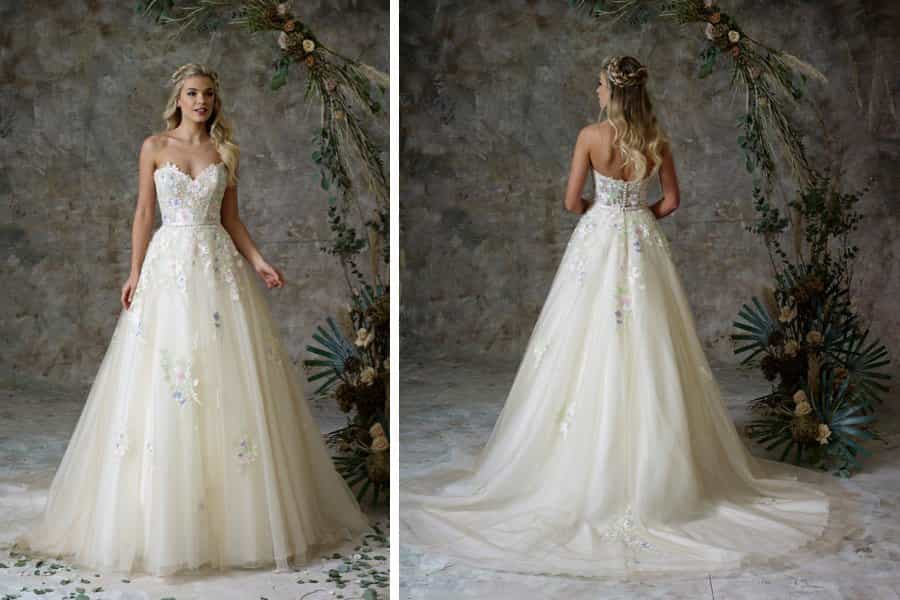 Wedding dress collection: Charlotte Balbier - Ethereal Beauty Wedding dress collection: Charlotte Balbier – Ethereal Beauty