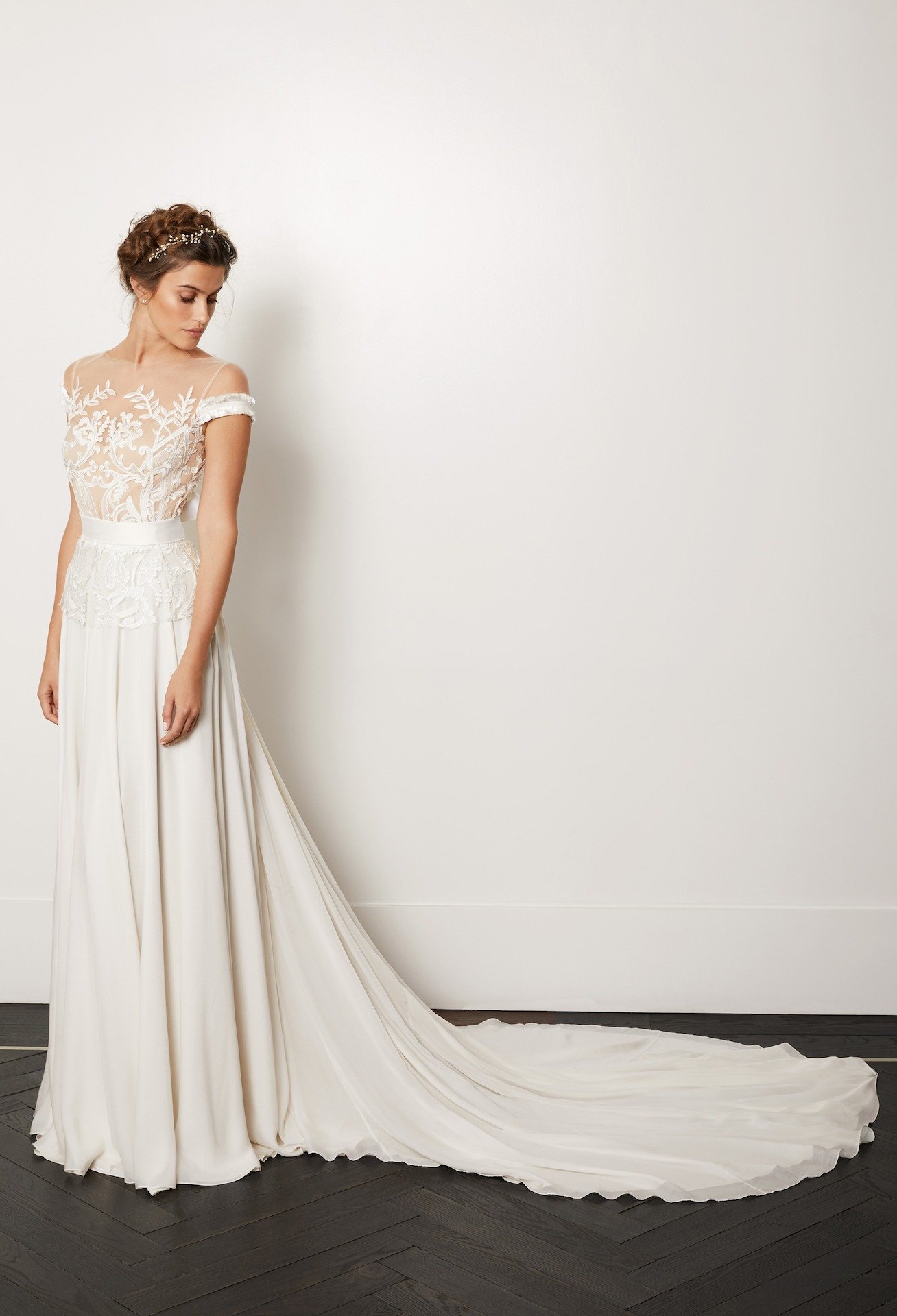 Wedding dress collection: Amanda Wakeley