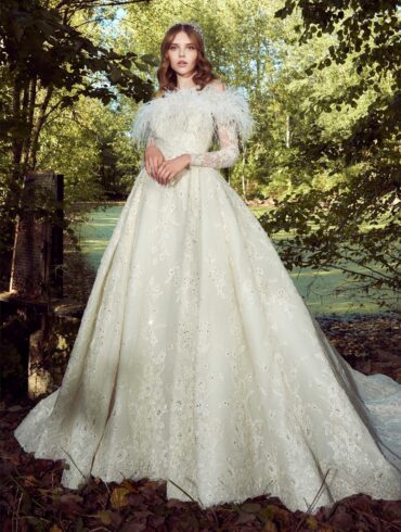 Wedding dress collection: Zuhair Murad - Fall 2019