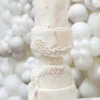 carved pearlode luxury wedding cake from elizabeth s cake emporium 1