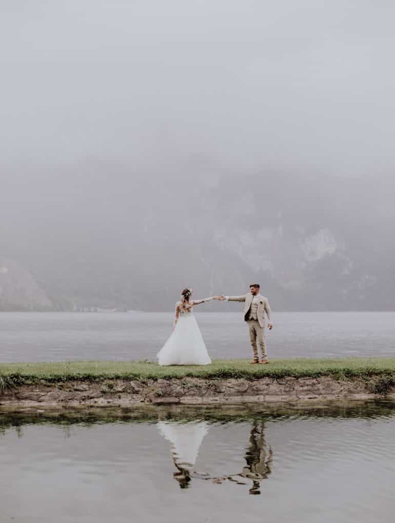 Real wedding: Austrian lakes and mountains