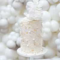 pearl luxury wedding cake1 by elizabeth s cake emporium 1