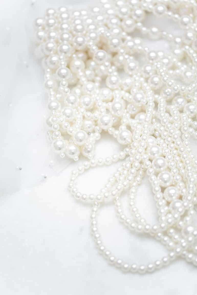 The Queen Of Gems And The Gems Of Queens