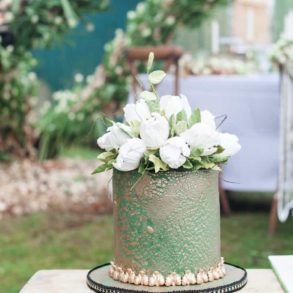 Luxury Wedding Cakes For Micro Weddings
