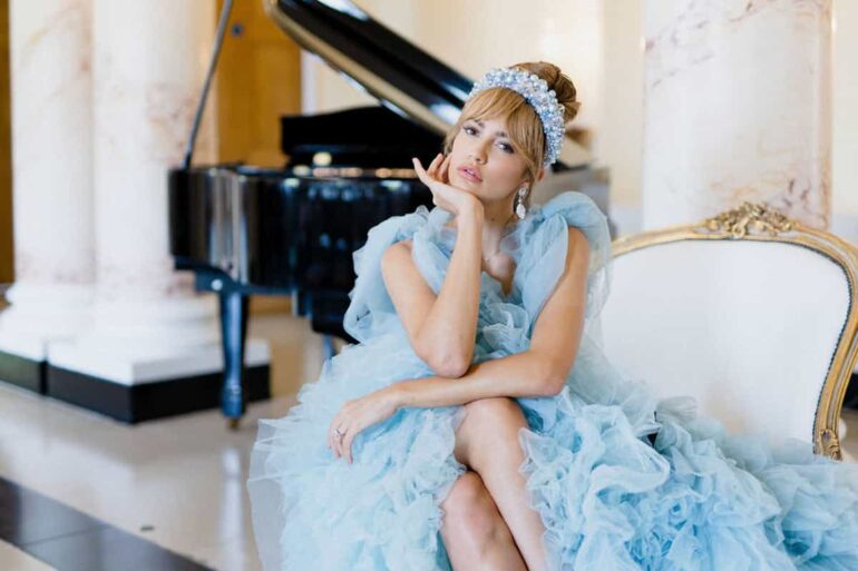 Modern Micro Wedding Inspiration