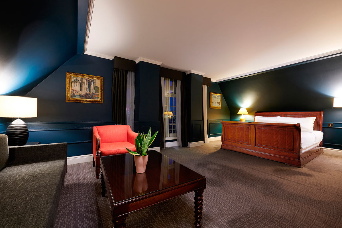 Hotel Review: The Dilly London