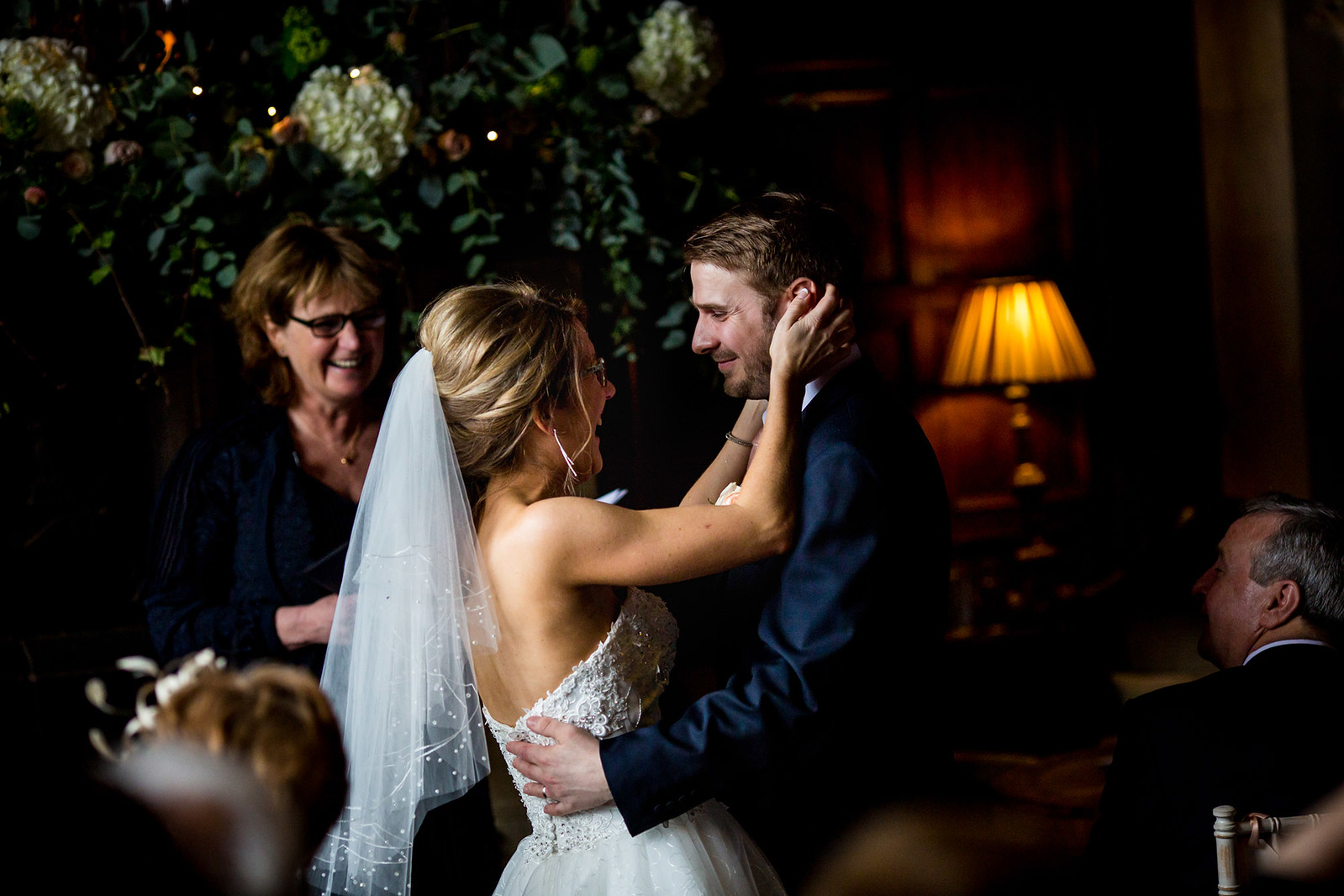 How a wedding celebrant can give you a 5 Star wedding
