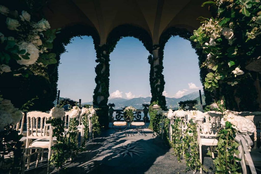 Amazing wedding in the historical Villa Erba, celebrated in Balbianello,