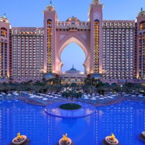 Top 20 Luxurious Hotels in Dubai