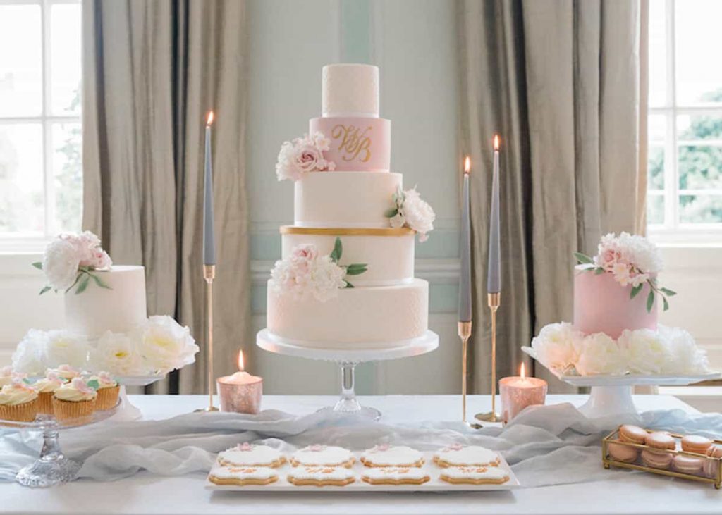 Member Spotlight: Lindsay Pemberton: Bespoke wedding cakes for London, Buckinghamshire & Bedfordshire
