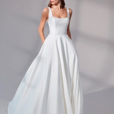 When is the best time to order your wedding dress?