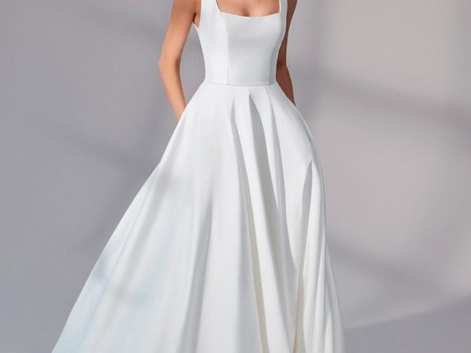 When is the best time to order your wedding dress?