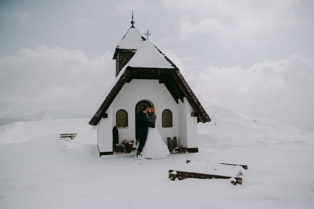 7 Reasons To Consider A Winter Wedding In The Italian Alps