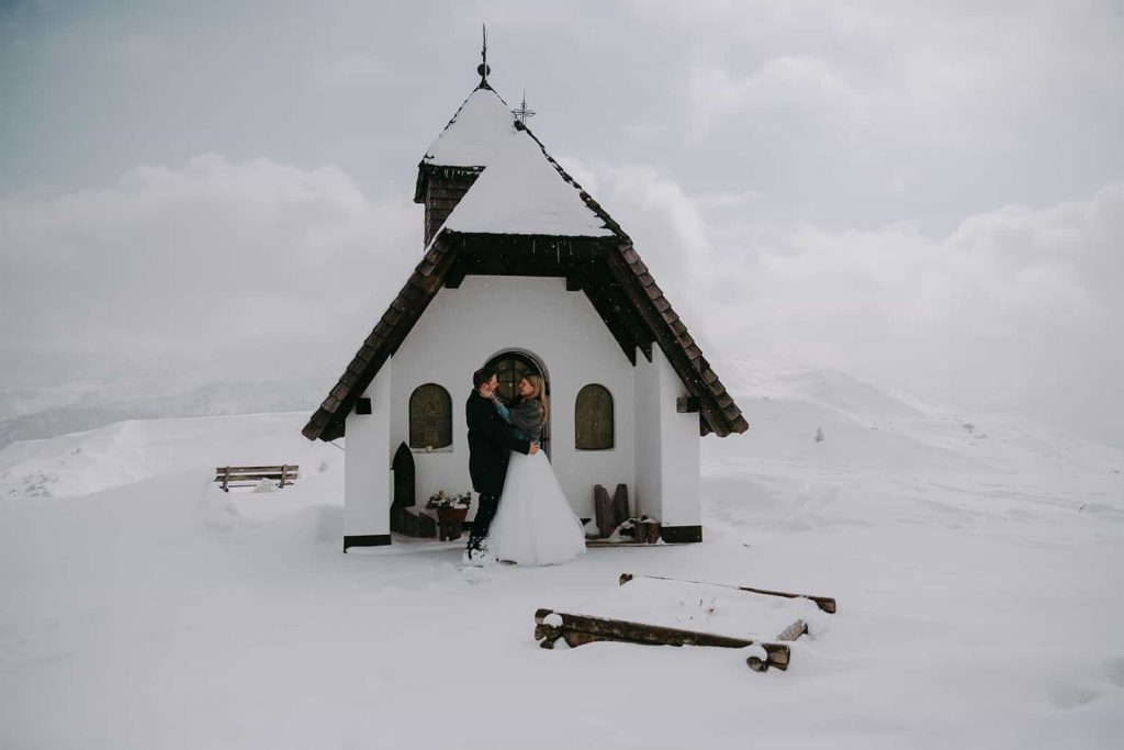 7 Reasons To Consider A Winter Wedding In The Italian Alps