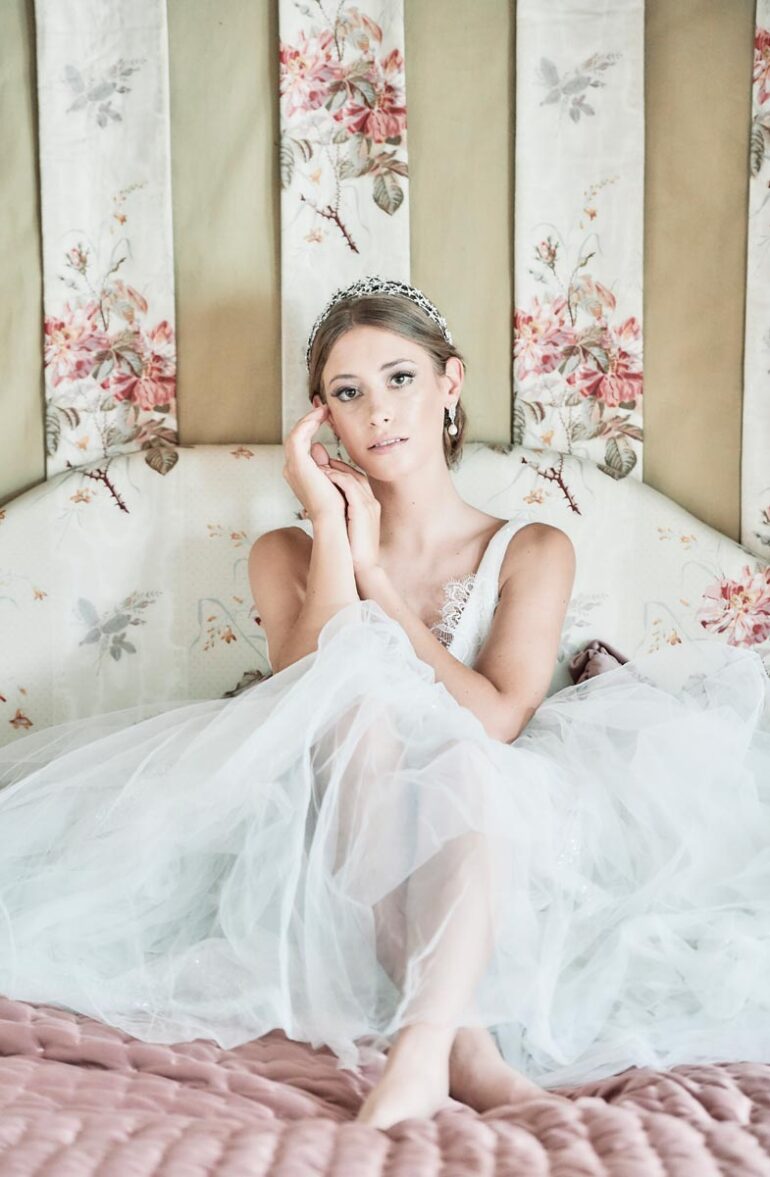 English Rose Bridal Shoot In Luxury Wedding Venue Hampshire