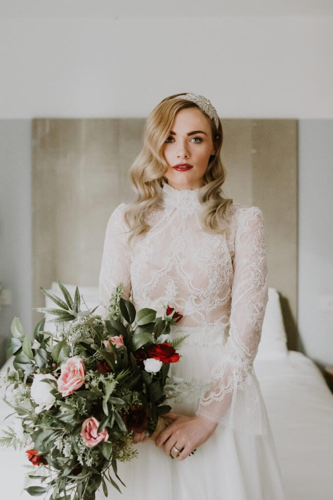 What makes a 5 Star Winter Wedding Dress?
