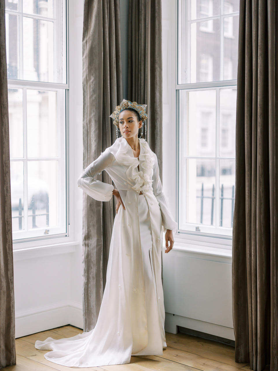 What makes a 5 Star Winter Wedding Dress? What makes a 5 Star Winter Wedding Dress?