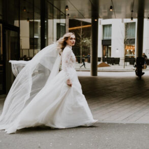 What makes a 5 Star Winter Wedding Dress?
