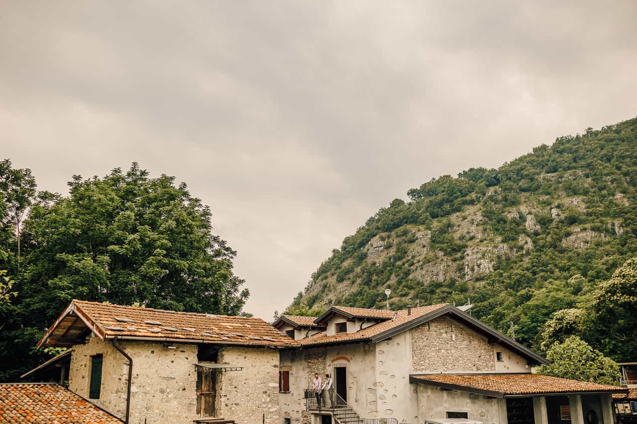 Tuscan style intimacy for a Lake Como Wedding