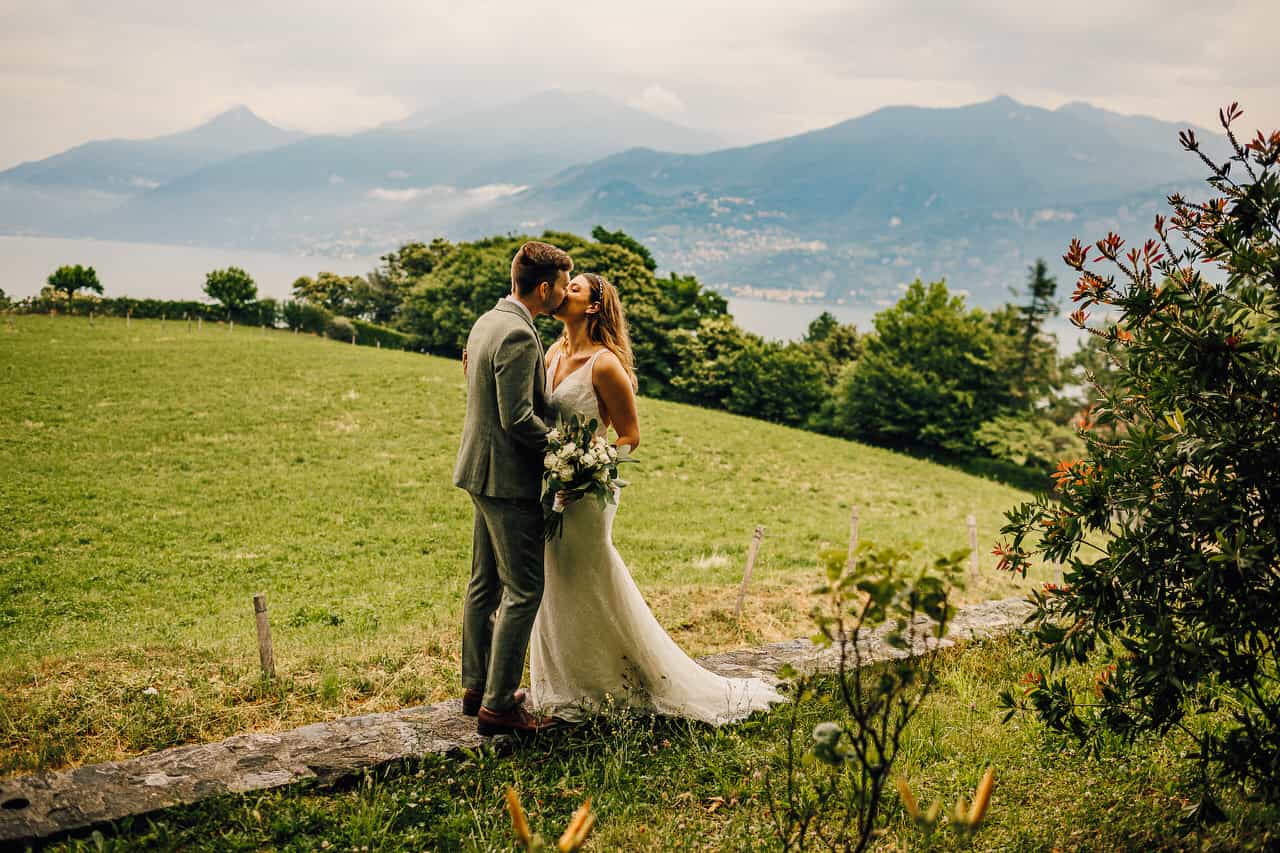 Tuscan style intimacy for a Lake Como Wedding