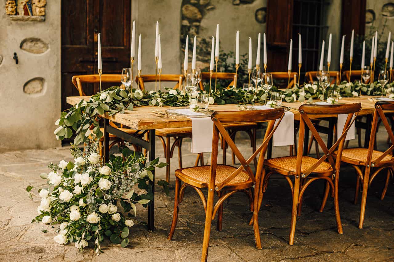 Tuscan style intimacy for a Lake Como Wedding