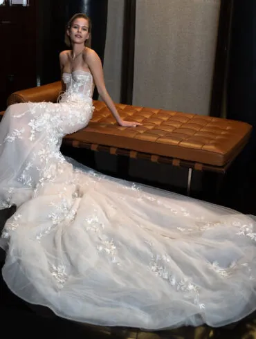 Berta Bridal Runway At The Bulgari Hotel London 2023