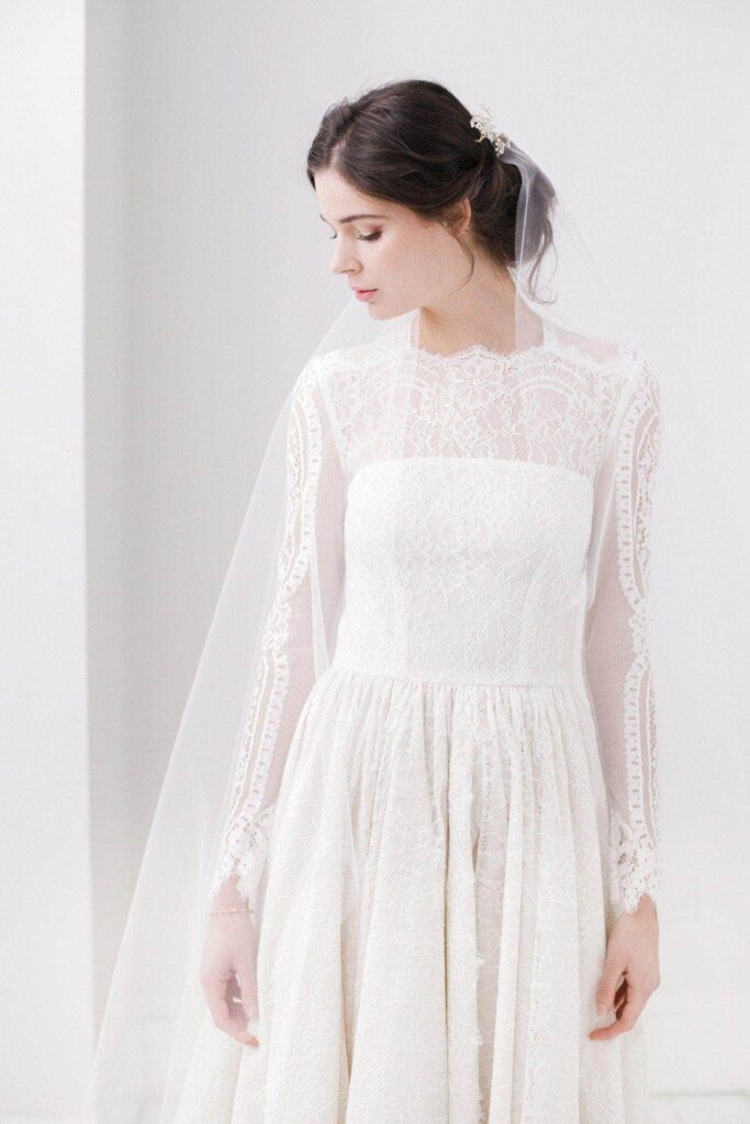 5 Wedding Accessories for Spring Wedding