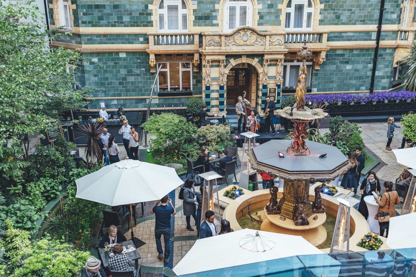 Review St. James’ Court, a Taj Hotel