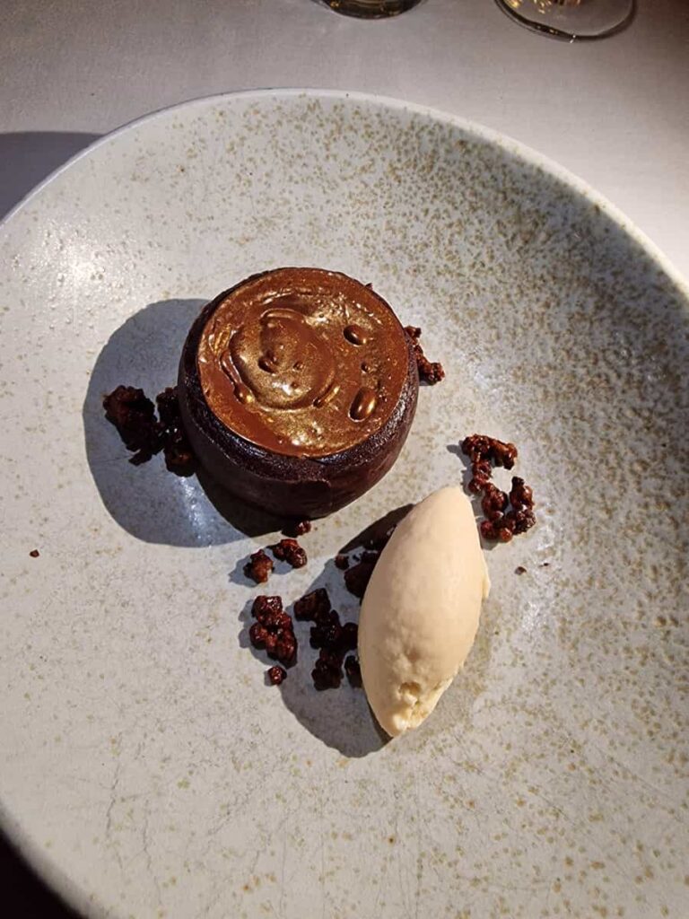 A Perfect Stay At The Four Seasons Hotel Hampshire