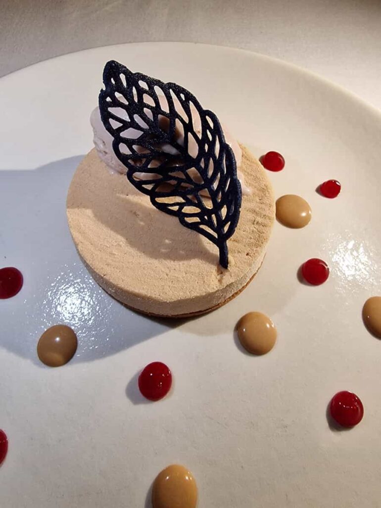 A Perfect Stay At The Four Seasons Hotel Hampshire