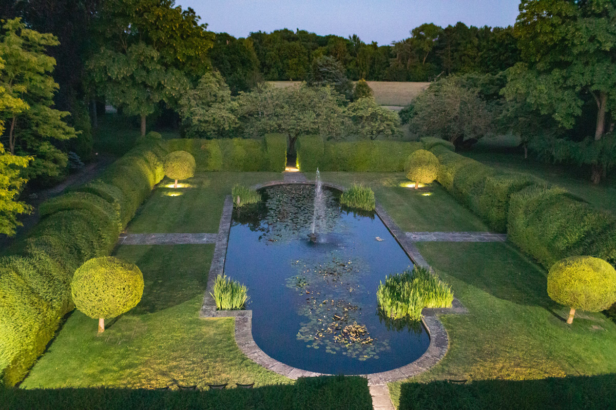 Horwood House – The Sweetest Spot For Outdoor Weddings