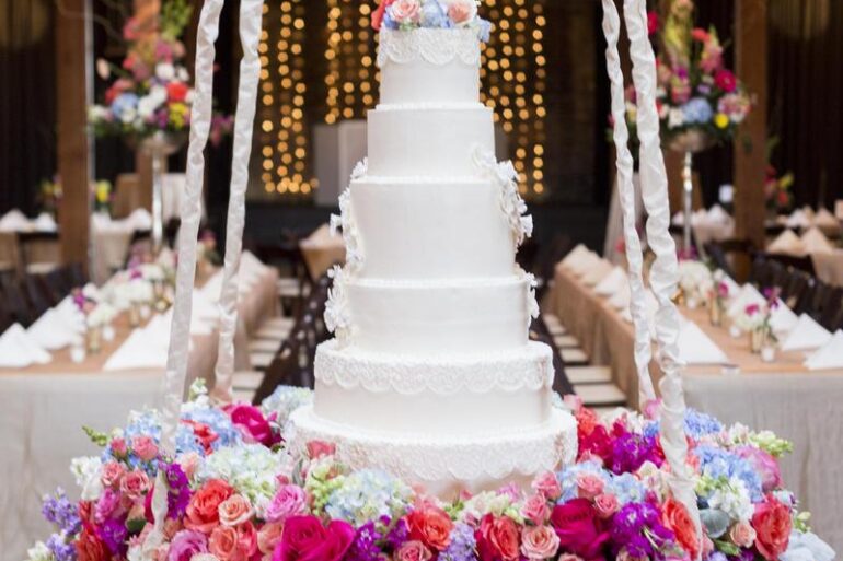 Luxe up a warehouse wedding