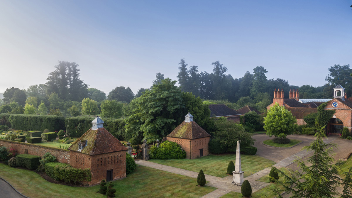 Hotel Review: Four Seasons Hotel Hampshire