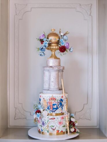 Luxury Wedding Cake Designer Creates Cake For Kings Coronation