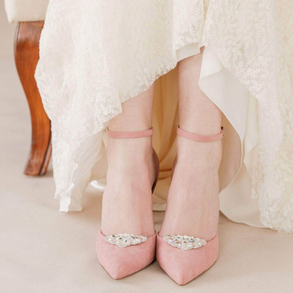 Summer Wedding Accessory Trends Summer Wedding Accessory Trends
