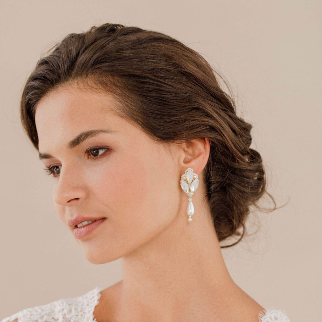 Summer Wedding Accessory Trends Summer Wedding Accessory Trends